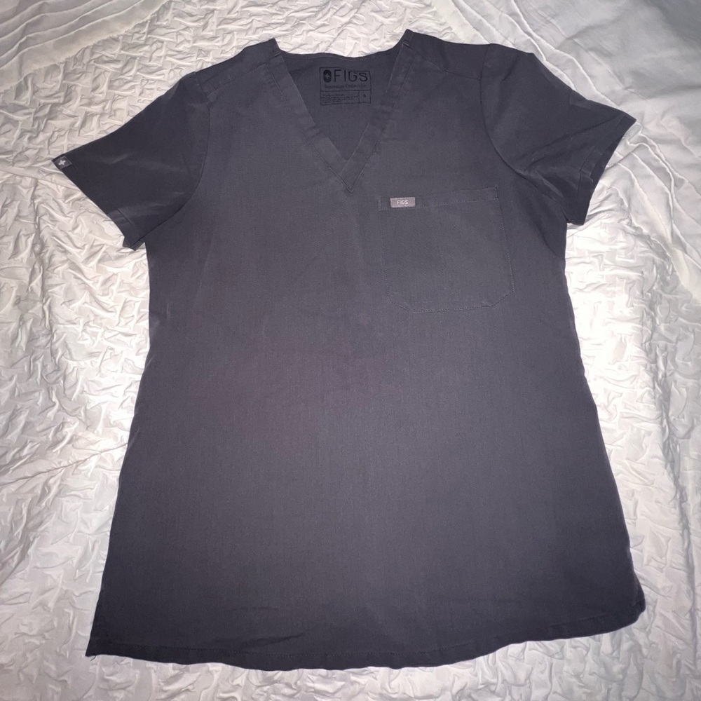 Women’s Figs Caterina one pocket top